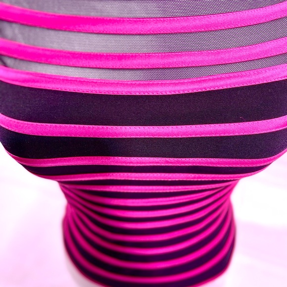 💗 Black Mesh/Pink Satin Striped Top • JS Collections - Picture 6 of 16